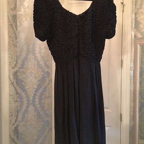 Great Dress Princess Waist w Beautiful Shirring - Picture 6 of 7